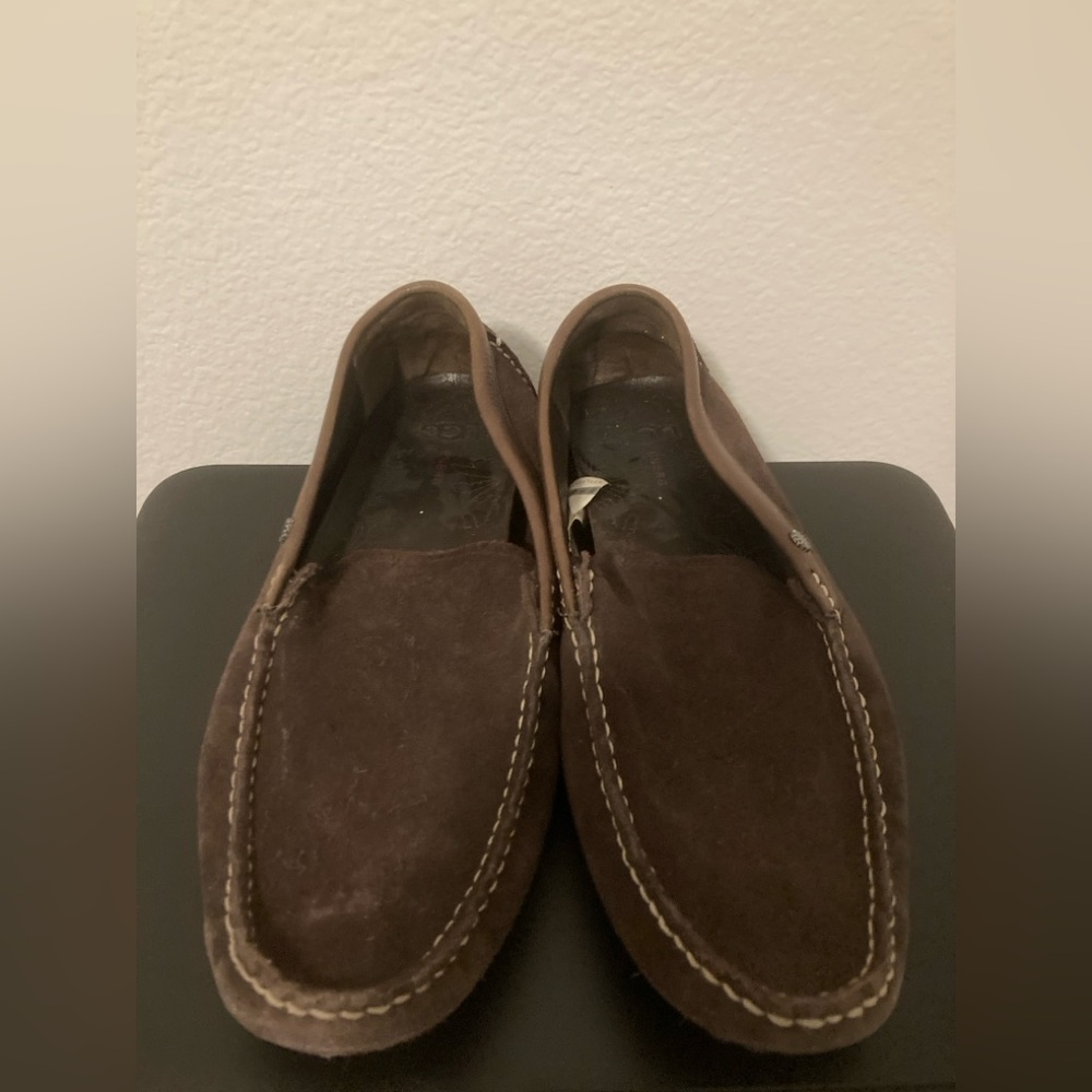 UGG Men's Dark Brown Suede Loafers. Size 11. Drive Shoe.